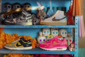 'Con mi familia', la colección de calzado con motivo del Día de Muertos