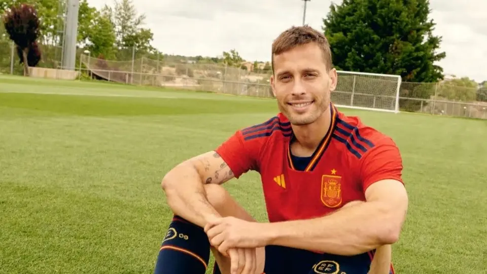 Sergio Canales, quinto jugador español en llegar al Monterrey