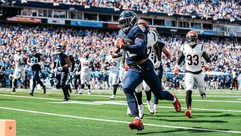 Titans vence a Bengals con un pase para TD y una anotación por tierra de Derrick Henry