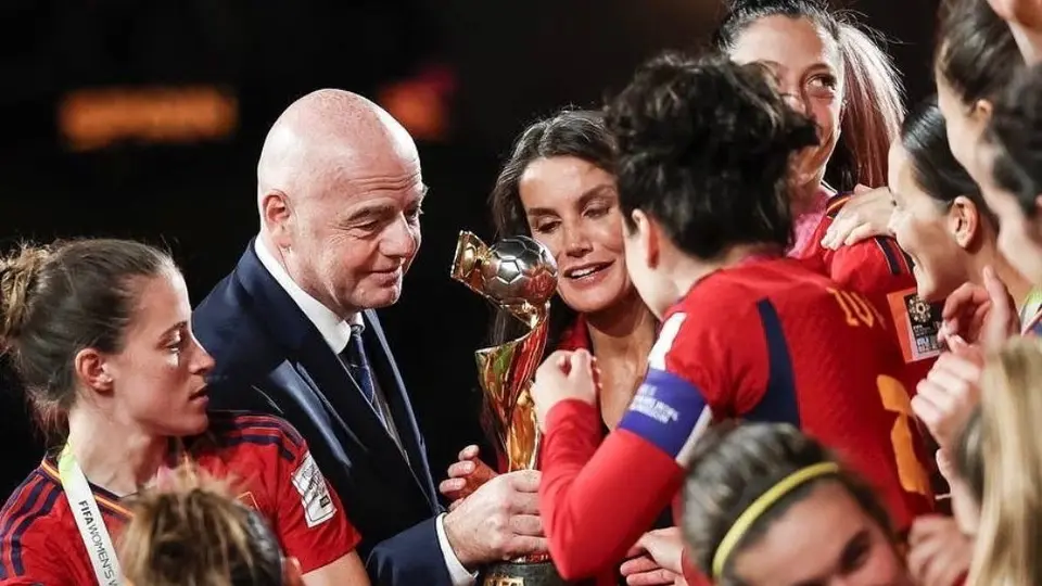 Gianni Infantino habla del caso de Luis Rubiales: "No debió ocurrir nunca"