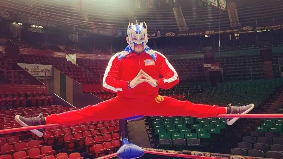 Exluchador de la WWE no podrá utilizar los colores de México en el Grand Prix