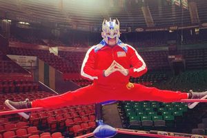 Exluchador de la WWE no podrá utilizar los colores de México en el Grand Prix