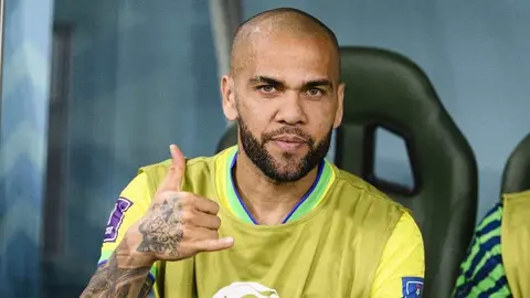 Dani Alves cerca de llegar a un acuerdo para evitar el juicio