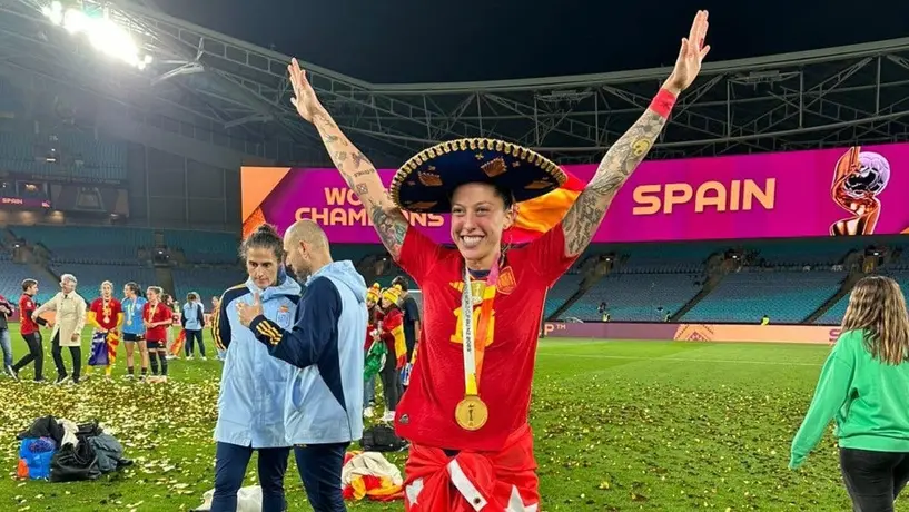 Jennifer Hermoso luce sombrero charro y lanza: "Viva México cabro..."