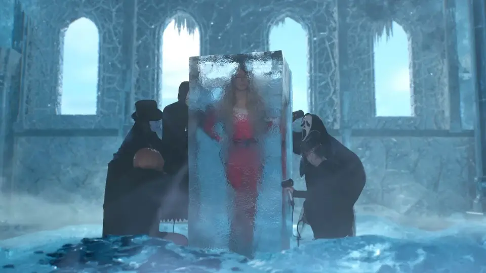 ¡Adiós, Halloween! Mariah Carey se 'descongela' para empezar a celebrar Navidad