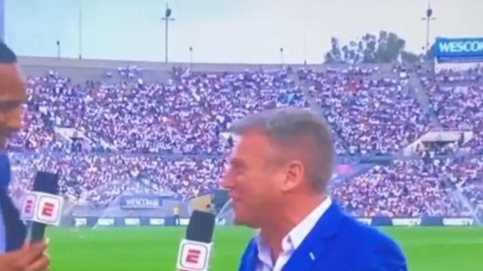 ¡Terrorífico! Comentarista de ESPN se desmaya en el amistoso entre el Real Madrid vs AC Milan