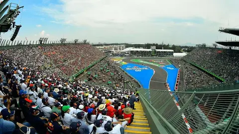 ¡Ya les pusieron un alto! Puente del Foro Sol es tapado para restringir vista en el GP de México