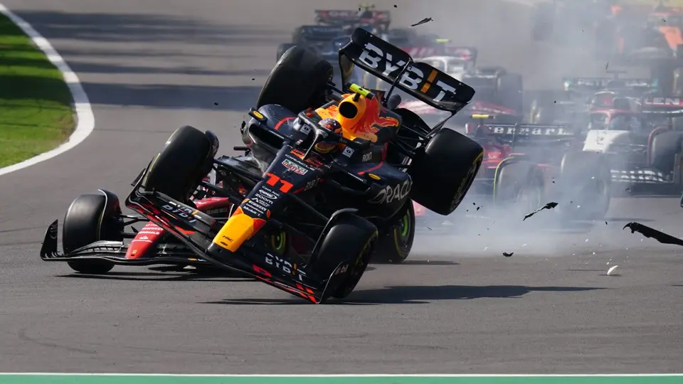 Así fue el choque de Checo Pérez con Charles Leclerc en el Gran Premio de México de 2023 | IMAGO 7