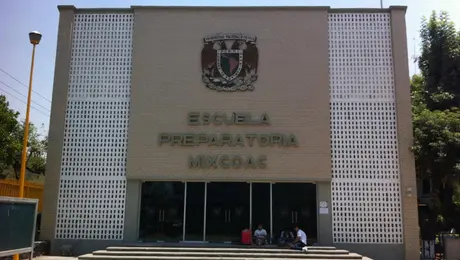 ¿Qué pasó en Prepa 8 de la UNAM? Estudiantes protestan por presunto acoso