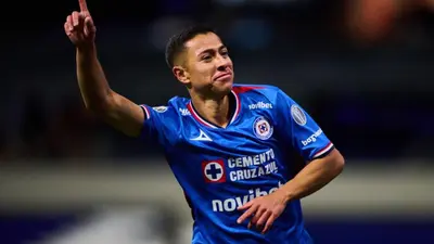 Andrés Montaño levanta la mano en Cruz Azul: suma cinco participaciones de gol en sus últimos siete partidos
