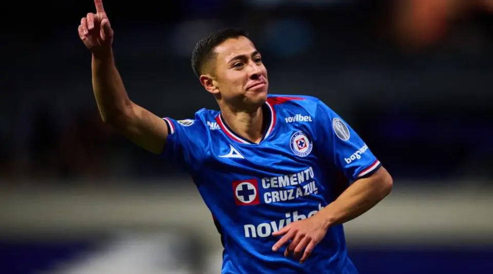 Andrés Montaño levanta la mano en Cruz Azul | MEXSPORT