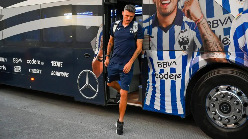 Fernando 'Tano' Ortiz previo a un partido de Rayados de Monterrey durante su etapa con los regios IMAGO 7
