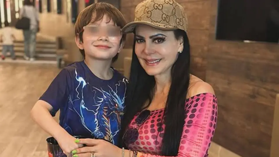 La actriz aseguró que su amor por el hijo de Julián Figueroa permanece intacto. / RS