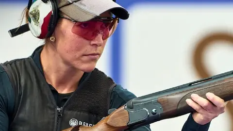 ¡Orgullo mexicano! Gabriela Rodríguez se cuelga la plata en campeonato mundial de tiro con escopeta