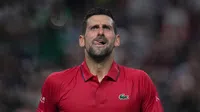 Novak Djokovic se niega a comentar sobre su estado físico tras derrota ante Valentin Vacherot