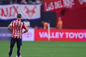 “No me he retirado” :Chicharito Hernández lanza mensaje que conmueve a sus fans