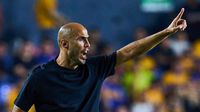 Guido Pizarro dirige con carácter: así vive su debut como DT de Tigres