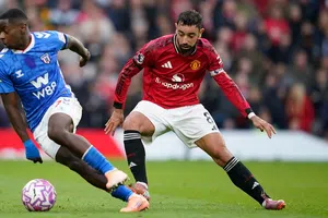 Bruno Fernandes da detalles sobre su futuro en Manchester United: "Estoy feliz aquí"