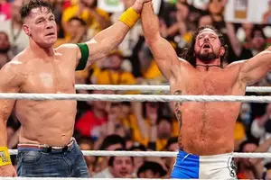 John Cena sorprendió a AJ Styles con emotiva presentación en Crown Jewel