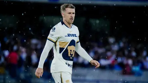 Aaron Ramsey anuncia su retiro tras paso por Pumas