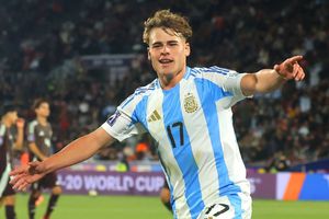 ¡Se burlan del Tri! Jugadores argentinos salen del estadio con la música del Chavo del 8