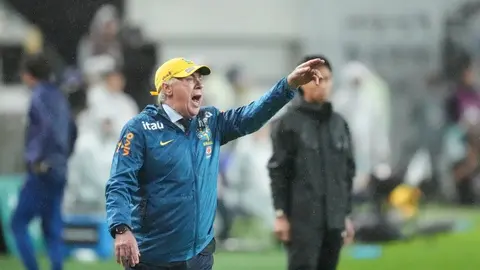 ¿Extraña estar en casa? Ancelotti no se olvida del Real Madrid y halaga a Vinicius