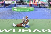 Coco Gauff vence a Jessica Pegula y conquista el Abierto de Wuhan