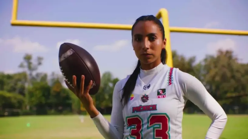 ¡HA CRECIDO BASTANTE! Diana Flores, capitana mexicana de Flag Football, habla de la evolución de la disciplona