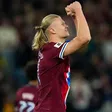 Haaland marca un triplete y llega a los 50 goles con Noruega