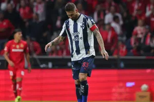 Carlos Hermosillo revienta a Sergio Ramos: “Vino a México para hacer basura”