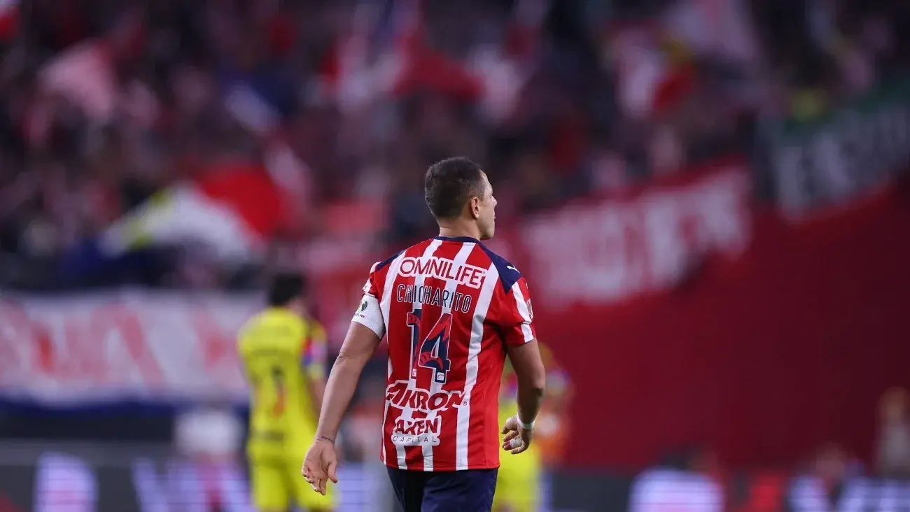 Chicharito fue el encargado de abrir el marcador en el encuentro ante América | X: @Chivas