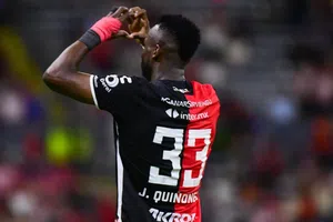 ¡Vuelve a casa! Julián Quiñones regresa y luce el mítico '33' de Atlas