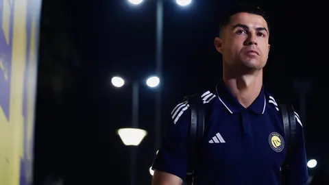 Cristiano en su llegada al partido ante Al-Hazm | X: @AlNassrFC