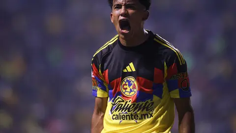 Isaías Violante, uno de los más destacados de América ante Puebla | IMAGO7