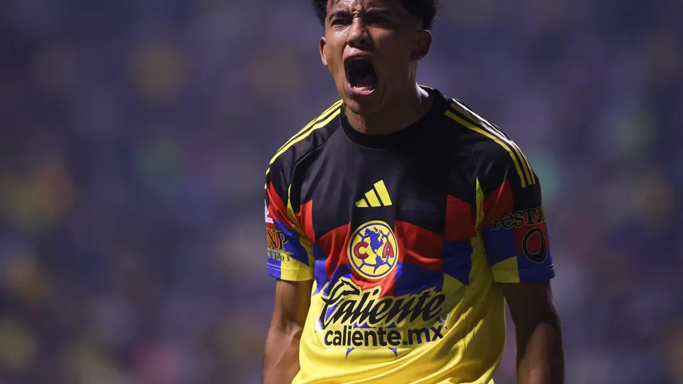 Isaías Violante, uno de los más destacados de América ante Puebla | IMAGO7