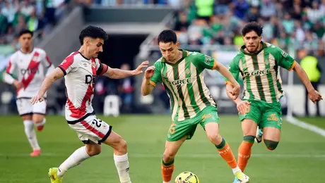 Betis y Fidalgo no pasan del empate ante el Rayo Vallecano