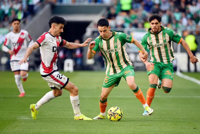 Rayo Vallecano buscará los tres puntos ante Levante | AFP