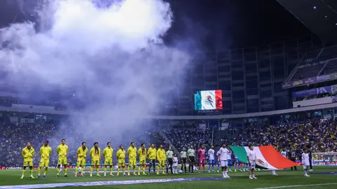 El Himno Nacional se hizo presente en el Puebla vs América | IMAGO7