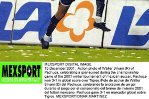 El golazo de Kenedy ante Tigres que hizo recordar a Walter Silvani de 2001 con Pachuca