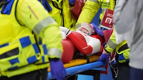 Kamila Sellier trasladada al hospital | AP