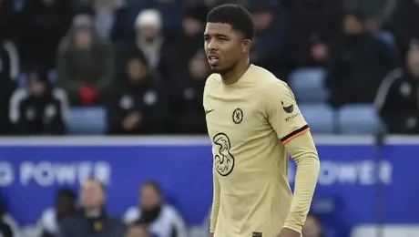 Wesley Fofana, defensor de Chelsea, sufre actos racistas tras empate ante Burnley
