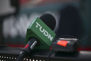 Toño de Valdés anuncia y lamenta en redes el fallecimiento de un entrañable amigo