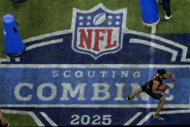 Bhayshul Tuten, corredor de Jacksonville, en el Combine del año anterior | AP