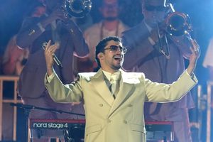 ‘Se fue un grande’: Bad Bunny rinde homenaje a Willie Colón tras su fallecimiento