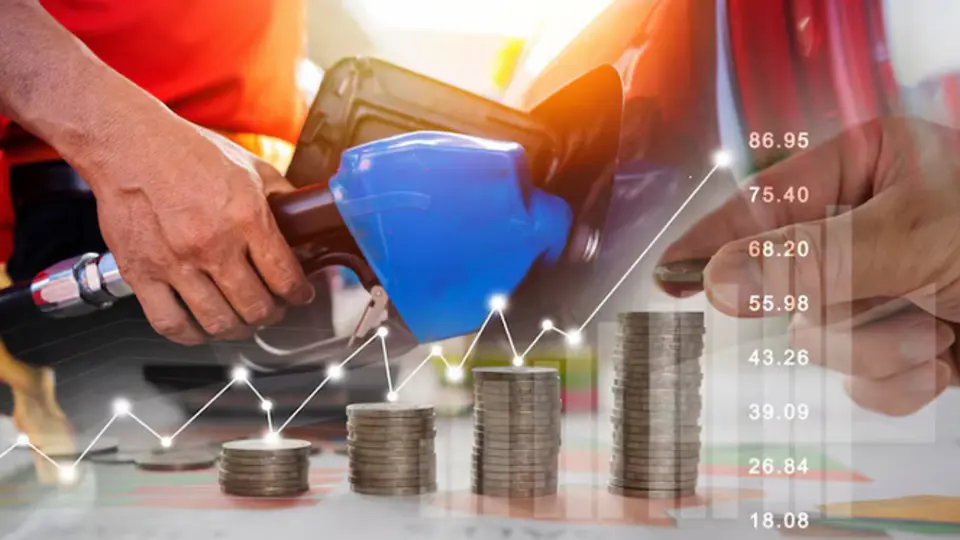 ¿Es seguro pagar con tarjeta en gasolineras y casetas? Estos son los riesgos en México