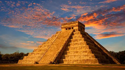 La movilización sorprendió a turistas que visitaban el sitio durante el equinoccio de primavera. / iStock