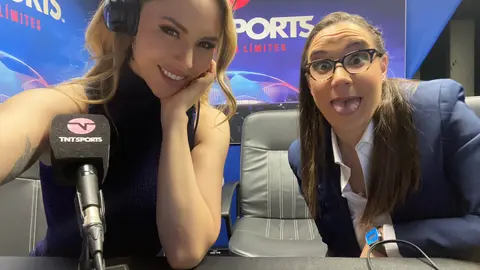 Miroslava Montemayor junto a Majo González l X:MiroslavaMont