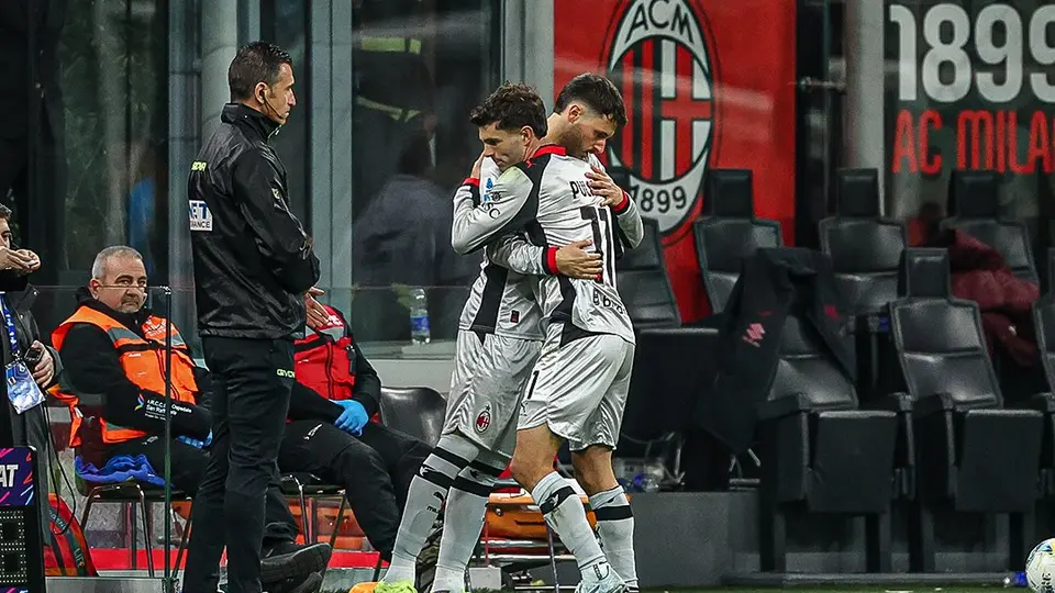 Santi Giménez vuelve a las canchas l X:acmilan