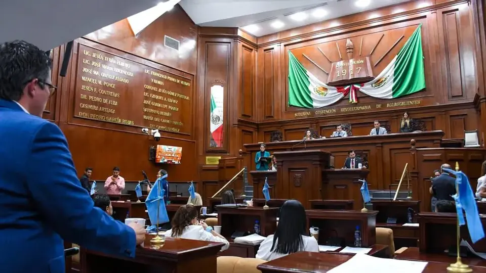 En el congreso de Aguascalientes se discutía una iniciativa legislativa sobre lactarios en instituciones educativas / Especial