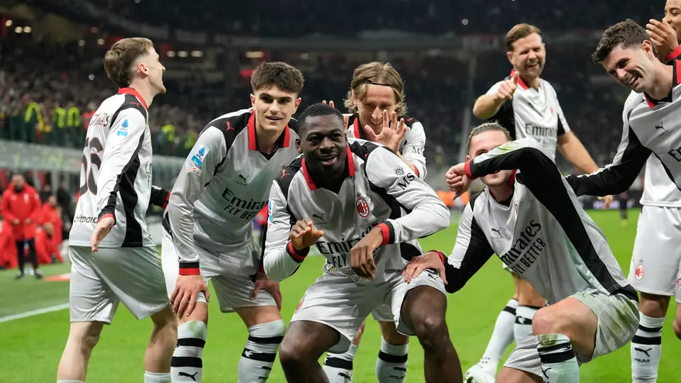 Milan vence al Torino l AP